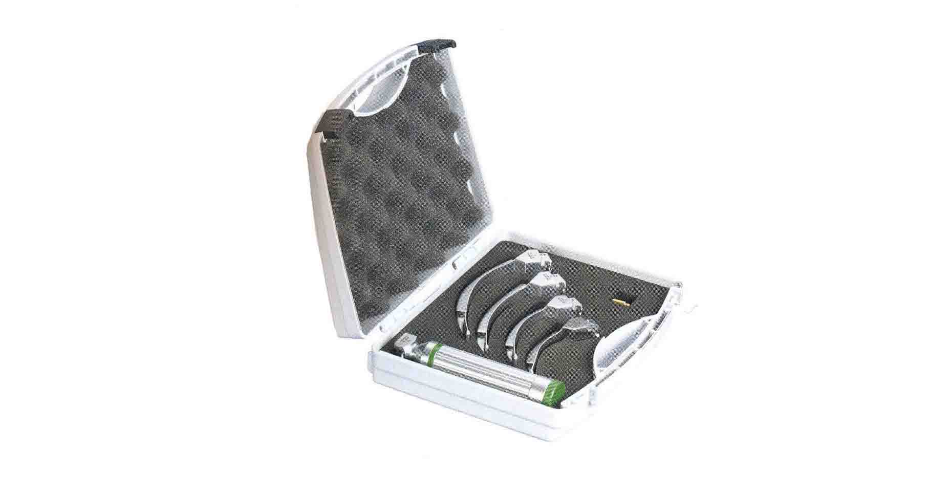 MC INTOSH FIBER LARİNGESKOP 4+1 ÇANTALI SET